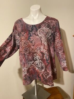 Storybuk Women's Long Sleeve Scoop Neck Top - Rose Multi Paisley